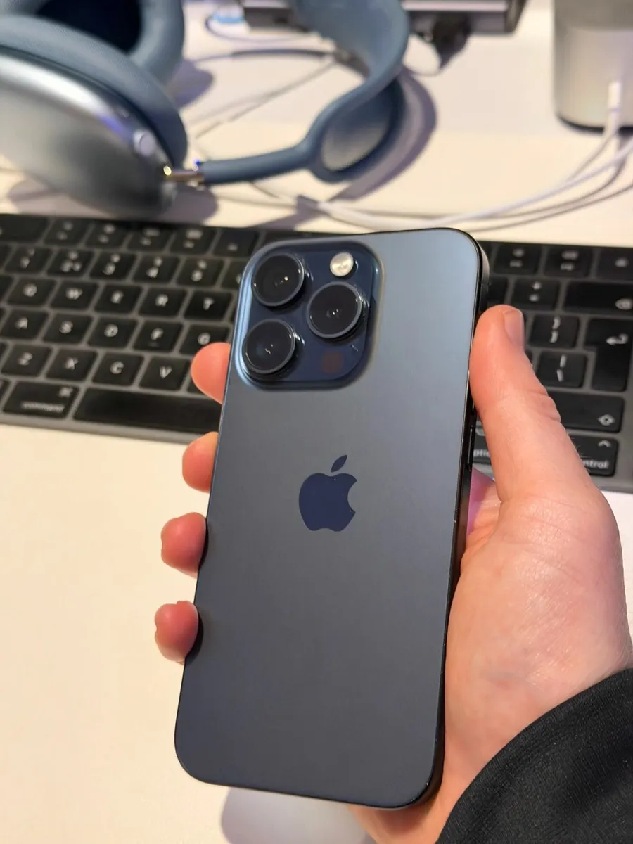 iPhone 15 Pro – 256GB – Excellent Condition - Image 2