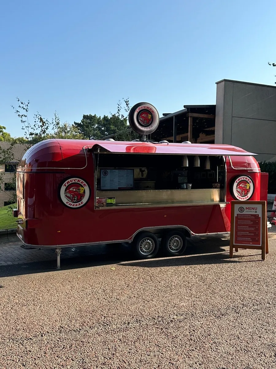 Turnkey American Airstream Catering Trailer – Full - Image 1