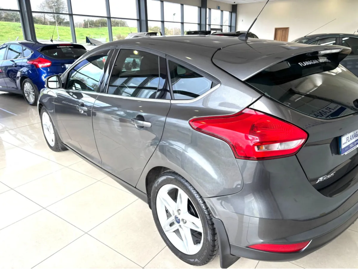 Ford Focus 5DR 1.5 TD 95PS 6SPEED 5DR - Image 3