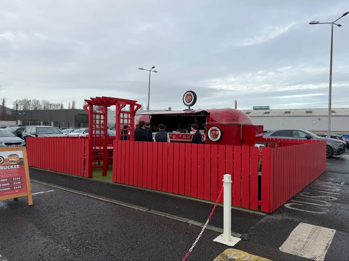 Turnkey American Airstream Catering Trailer – Full - Image 3