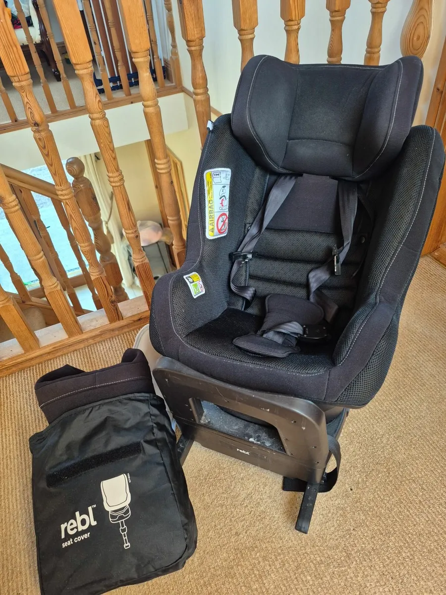 Nuna Rebel isofix car seat - Image 1
