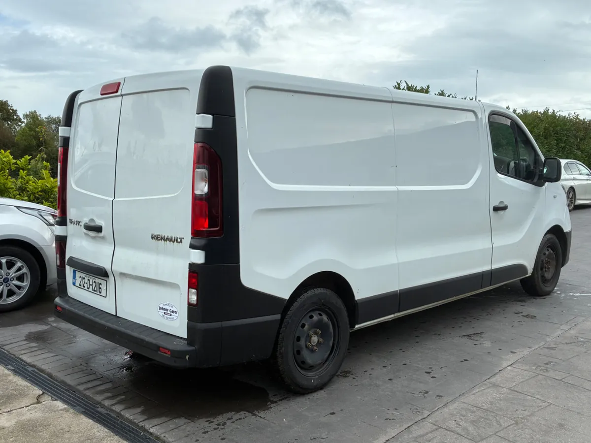 Renault traffic - Image 2