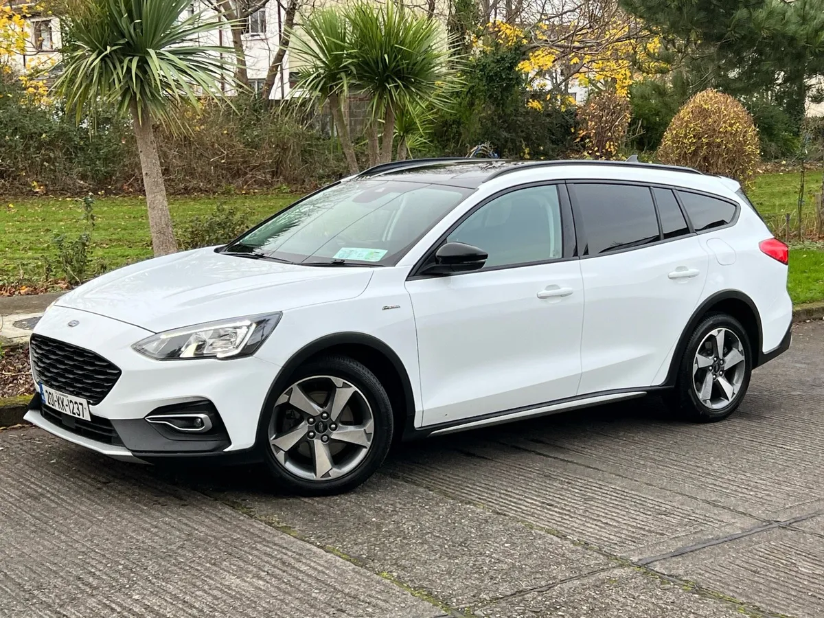 201 FORD FOCUS TITANIUM 1.5 DIESEL ACTIVE - Image 2