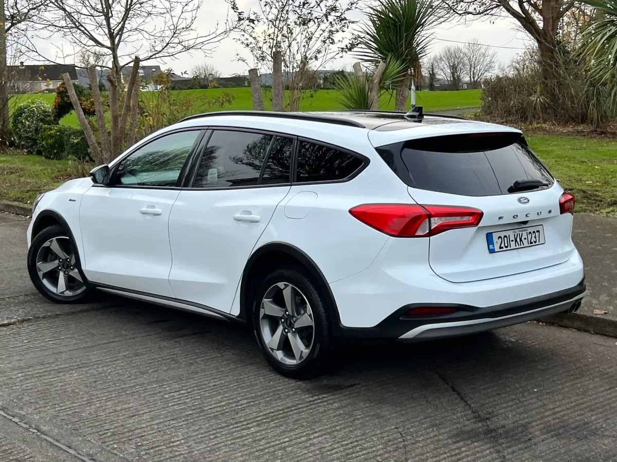 201 FORD FOCUS TITANIUM 1.5 DIESEL ACTIVE - Image 4