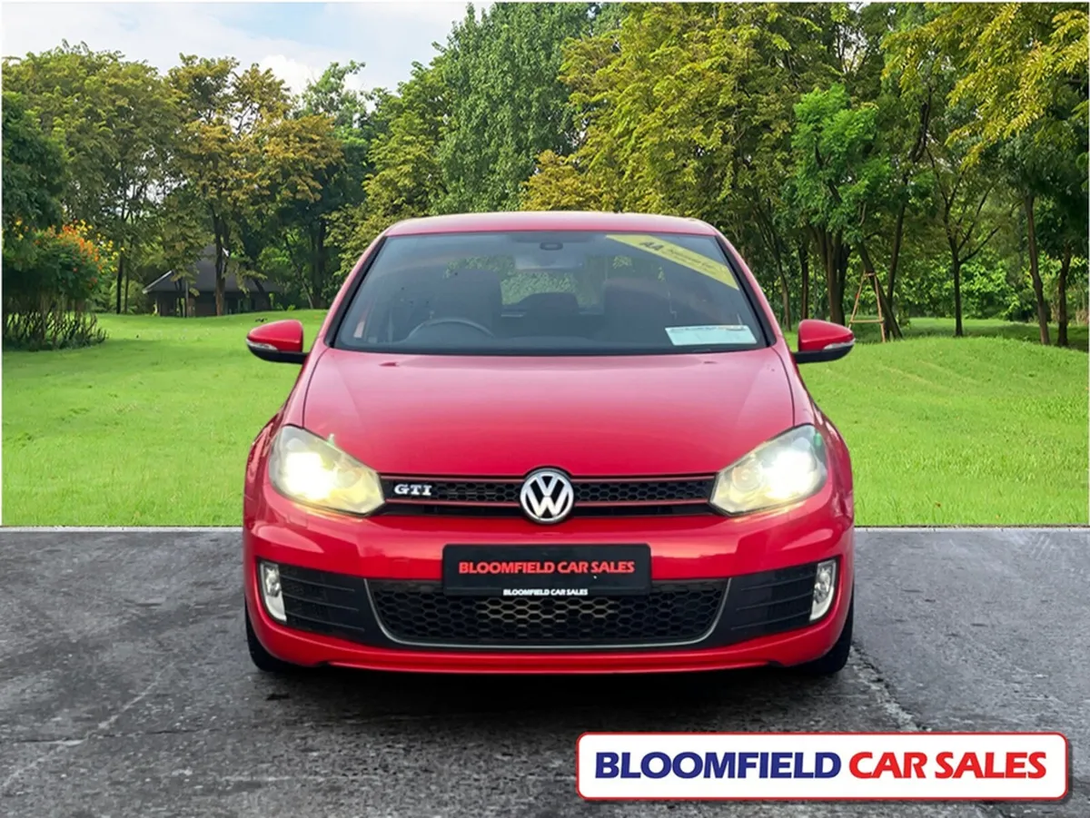 Volkswagen Golf 2.0 GTI , DSG // LOW MILEAGE - Image 2