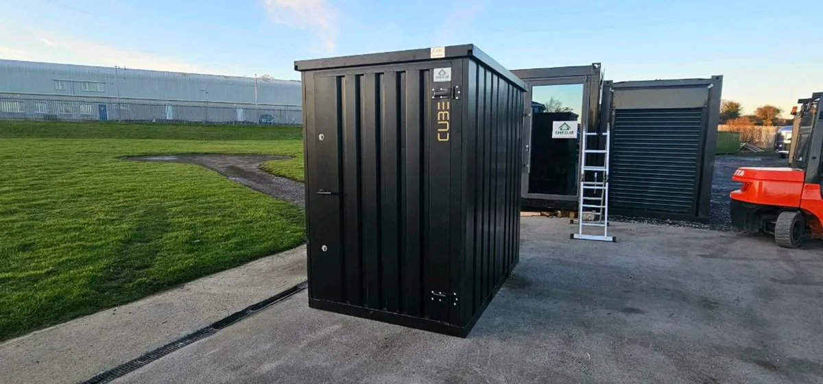 Steel shed, practical storage, bike & tool storage - Image 3