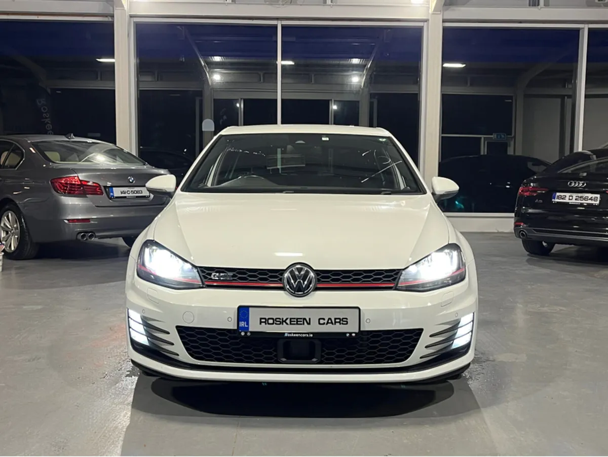 Volkswagen Golf Gti 2.0 Tsi Dsg Automatic - Image 2