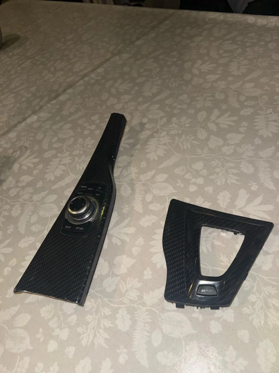 BMW F30 iDrive OEM carbon fibre - Image 1