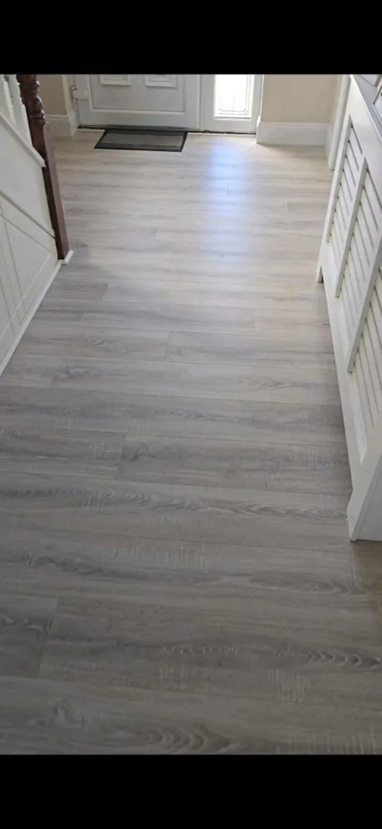 Laminated flooring - Image 3