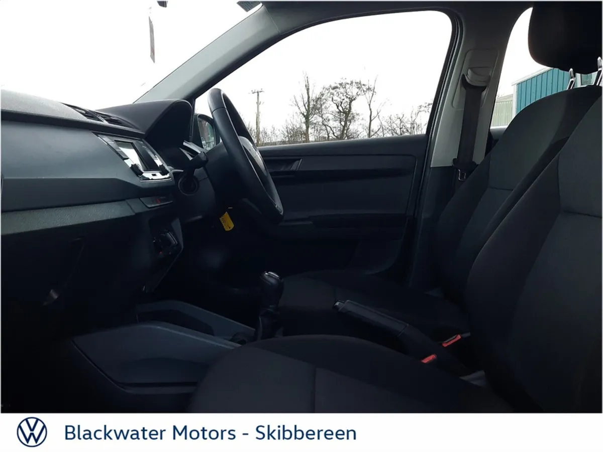Skoda Fabia 1.0 S MPI 5DR - Image 4