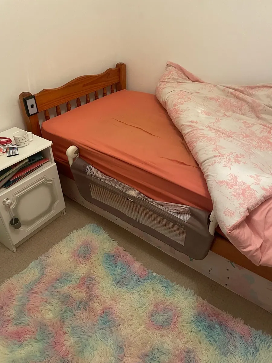 Single bed with mattress - Image 3
