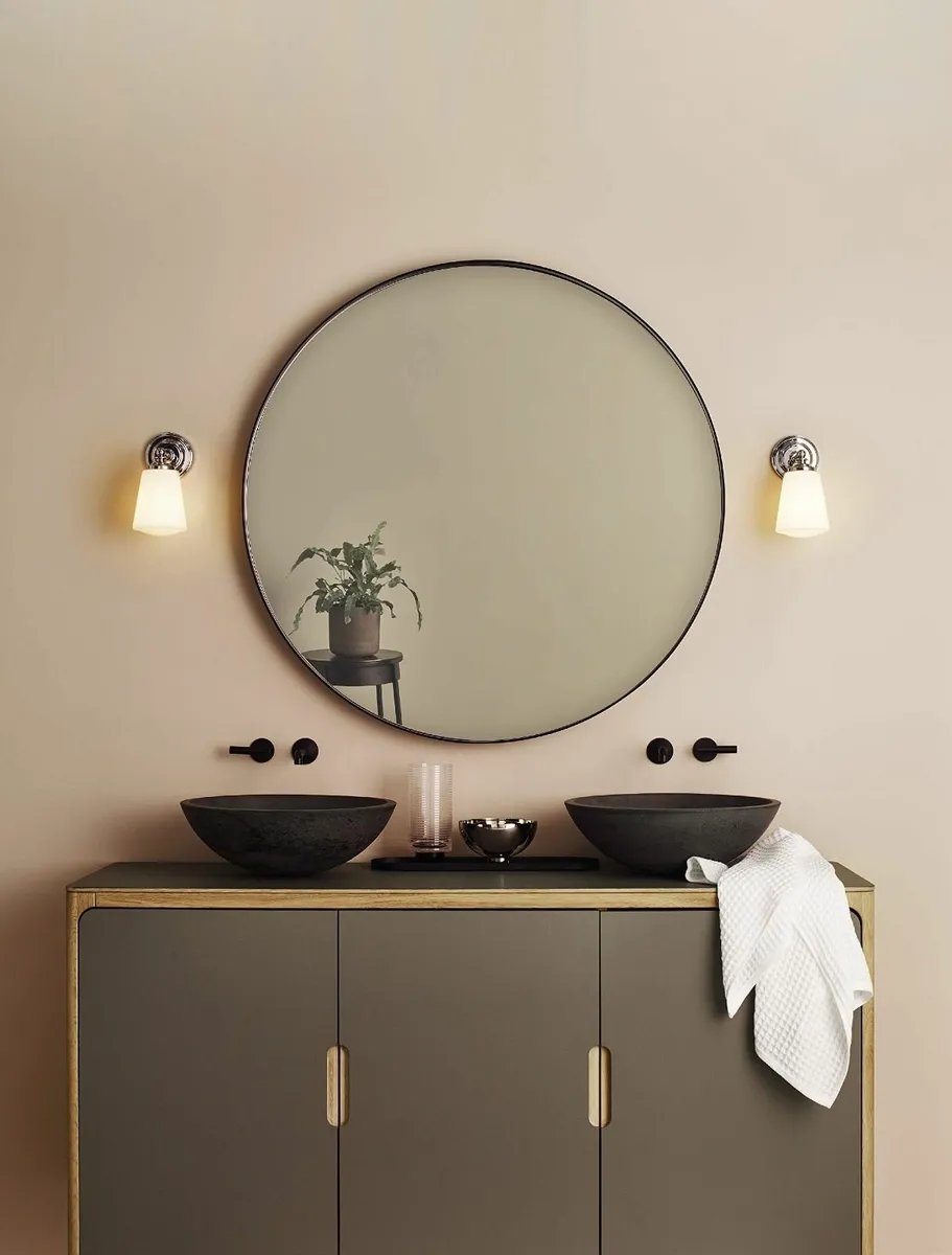 Anton Bathroom Wall Light - IP44 Rated (Polished - Image 3