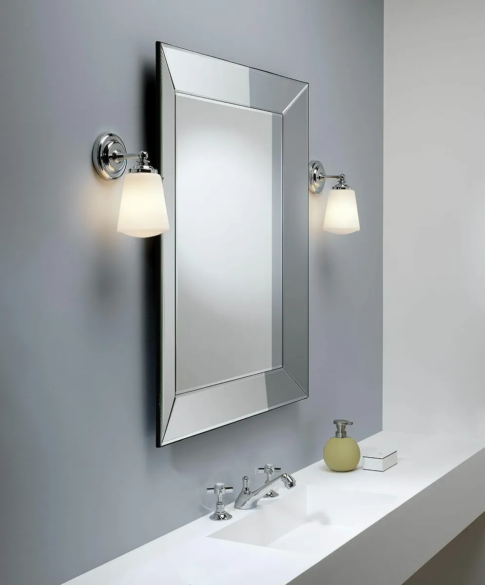 Anton Bathroom Wall Light - IP44 Rated (Polished - Image 4