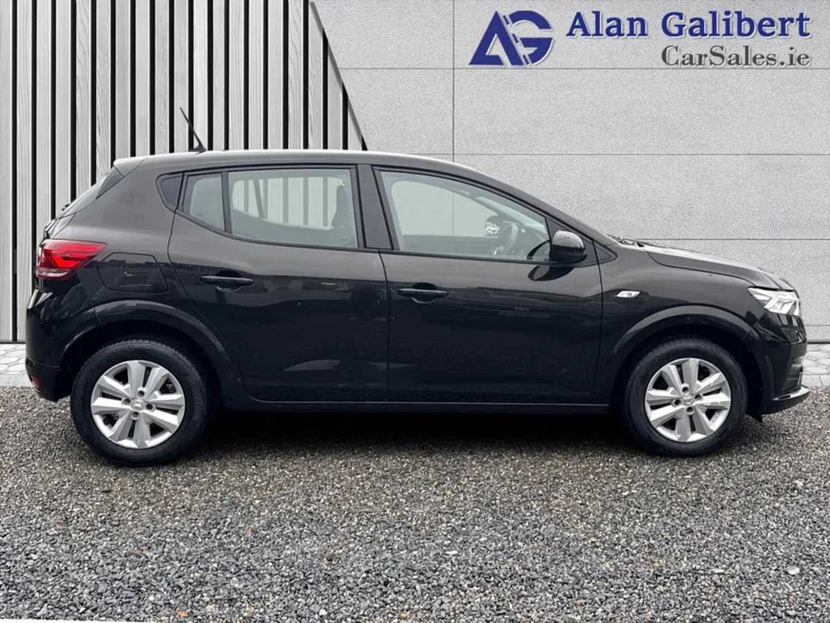 Dacia Sandero COMFORT 1.0 TCE Automatic €76 Pw - Image 3