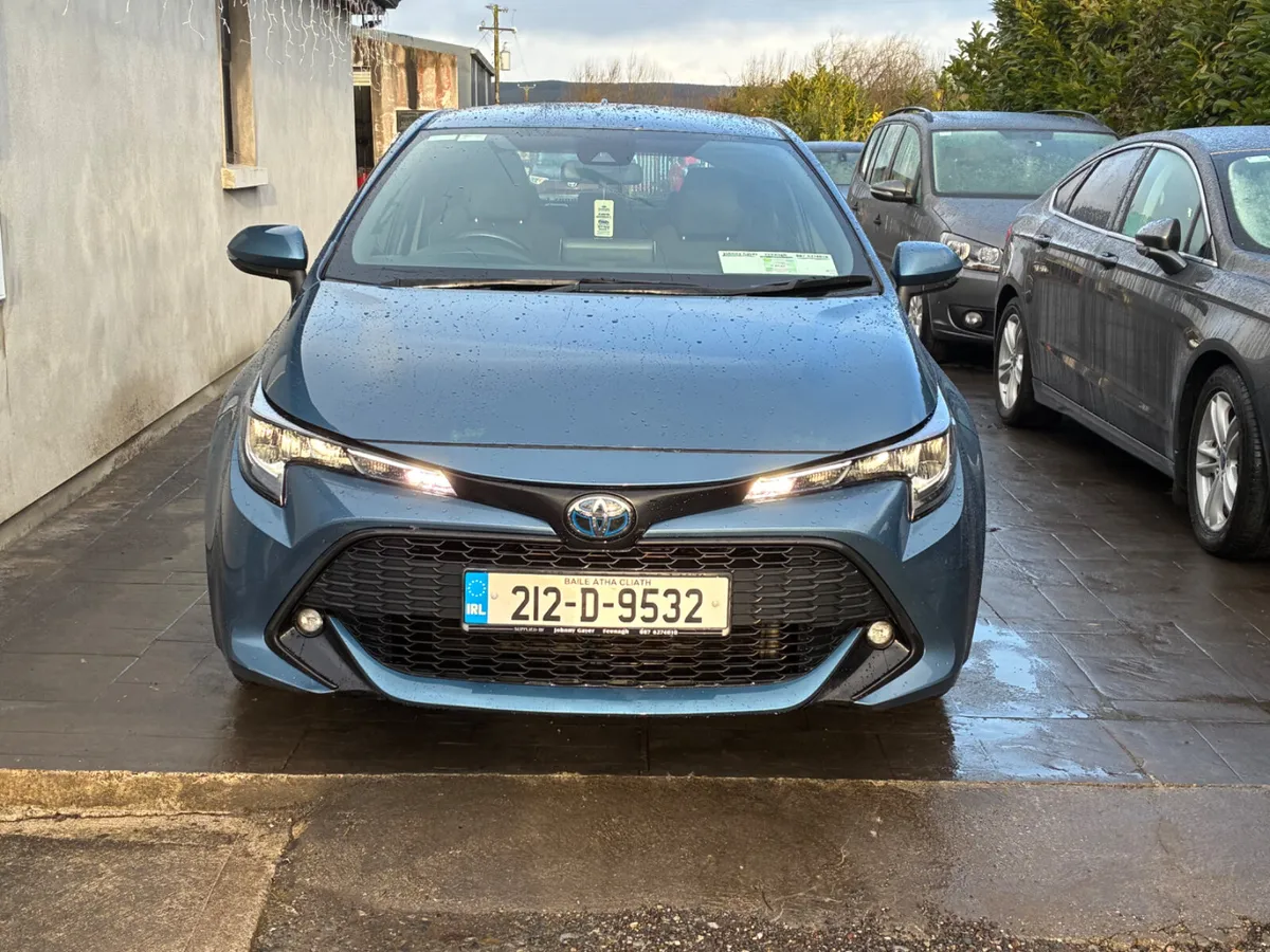 Toyota Corolla 2021 - Image 2