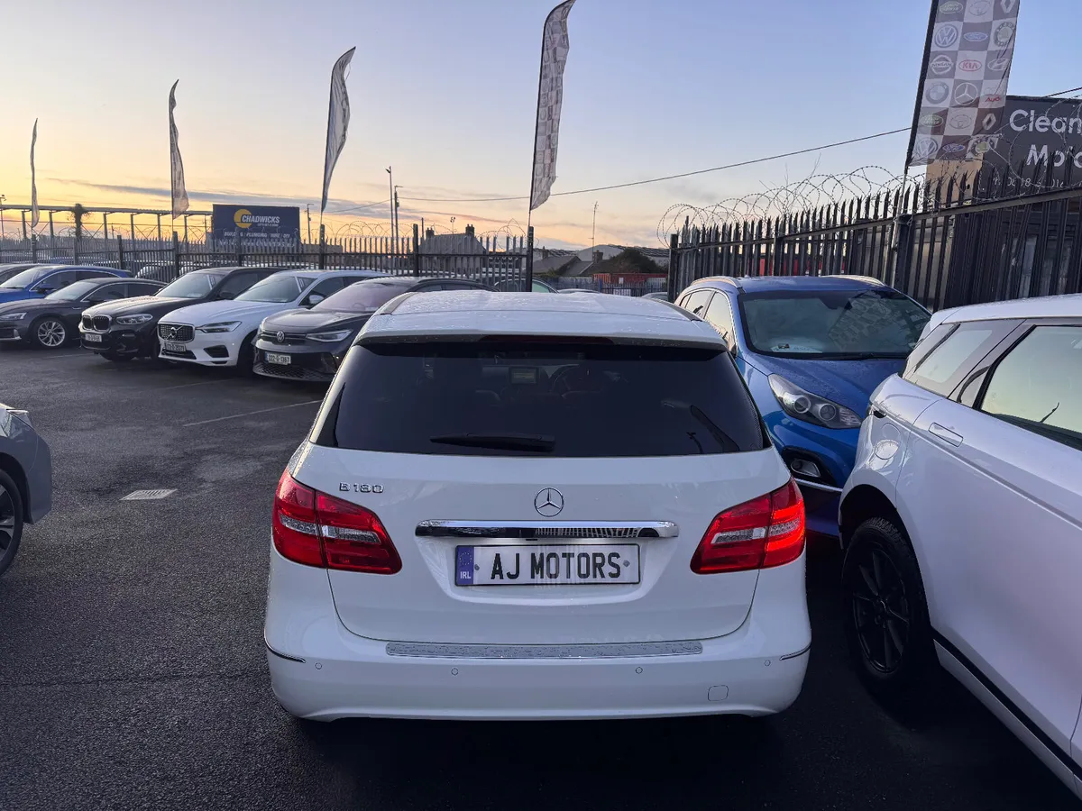 14 MERCEDES B CLASS AMG AUTOMATIC - Image 4