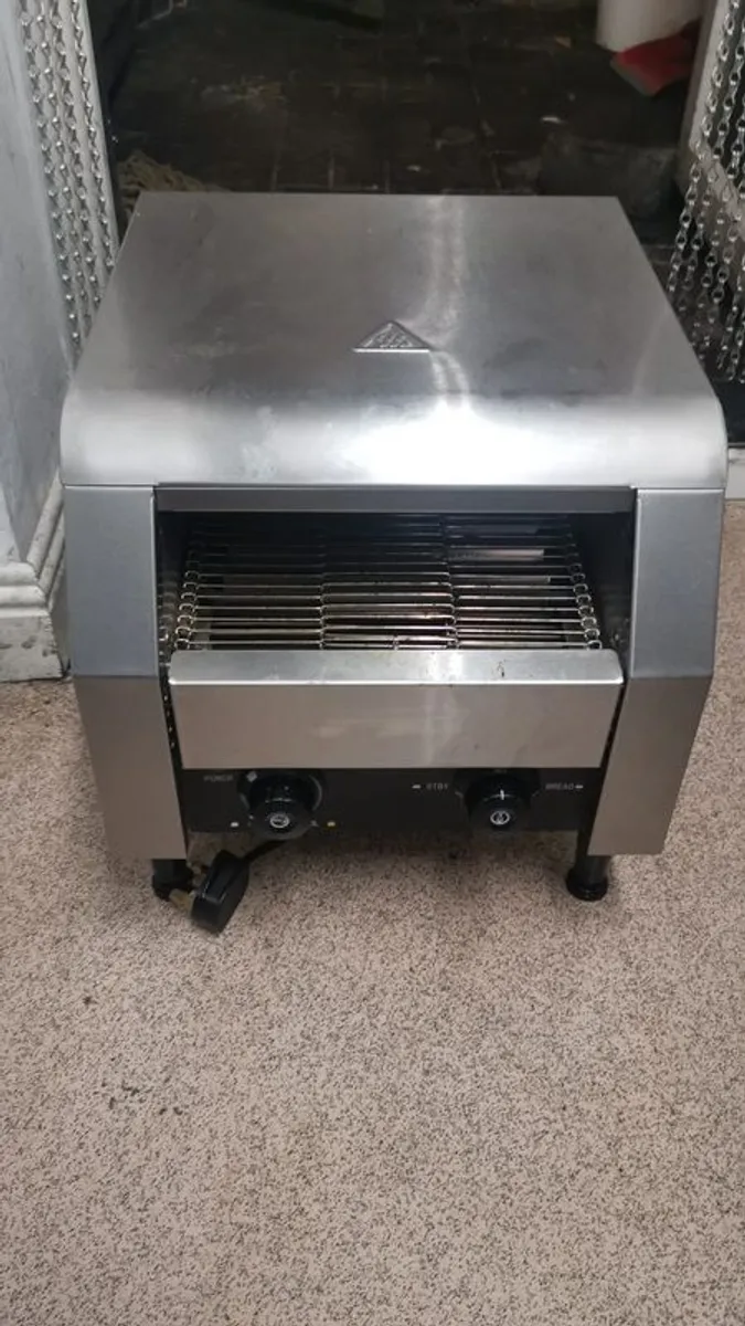 commercial conveyor toaster - Image 1