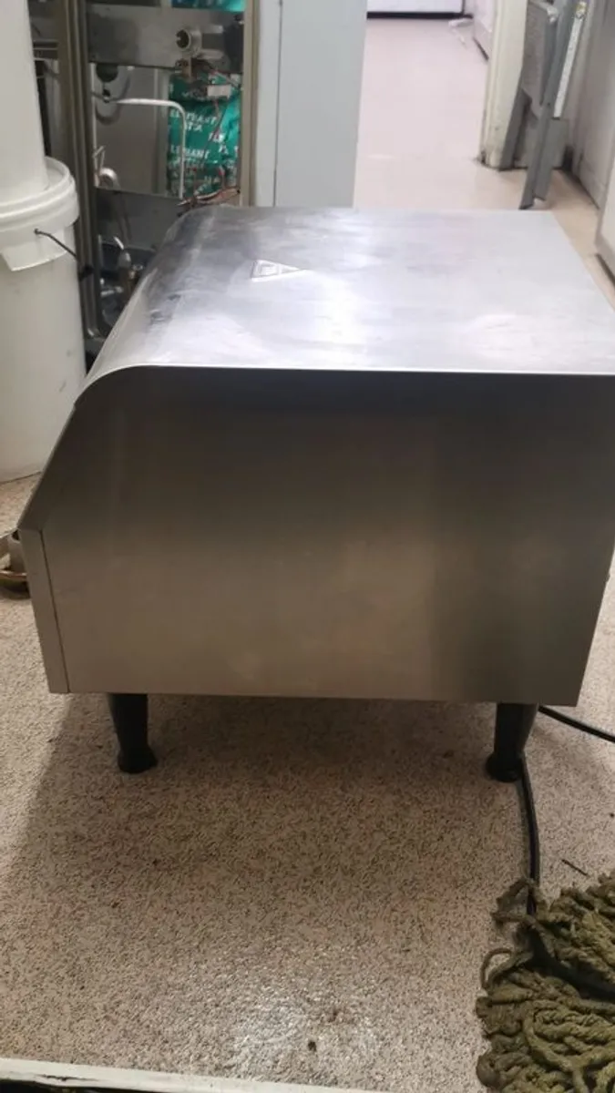 commercial conveyor toaster - Image 3