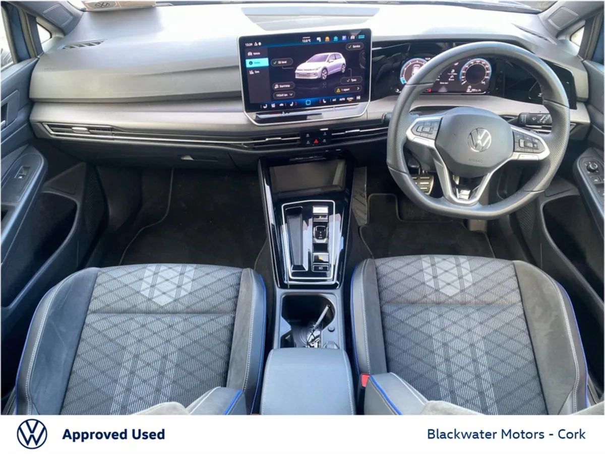 Volkswagen Golf 1.5TSI MHEV 150BHP 5DR R-LINE - Image 3