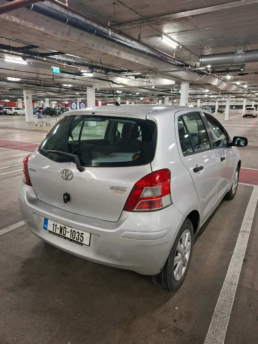 TOYOTA YARIS 2011 - Image 3