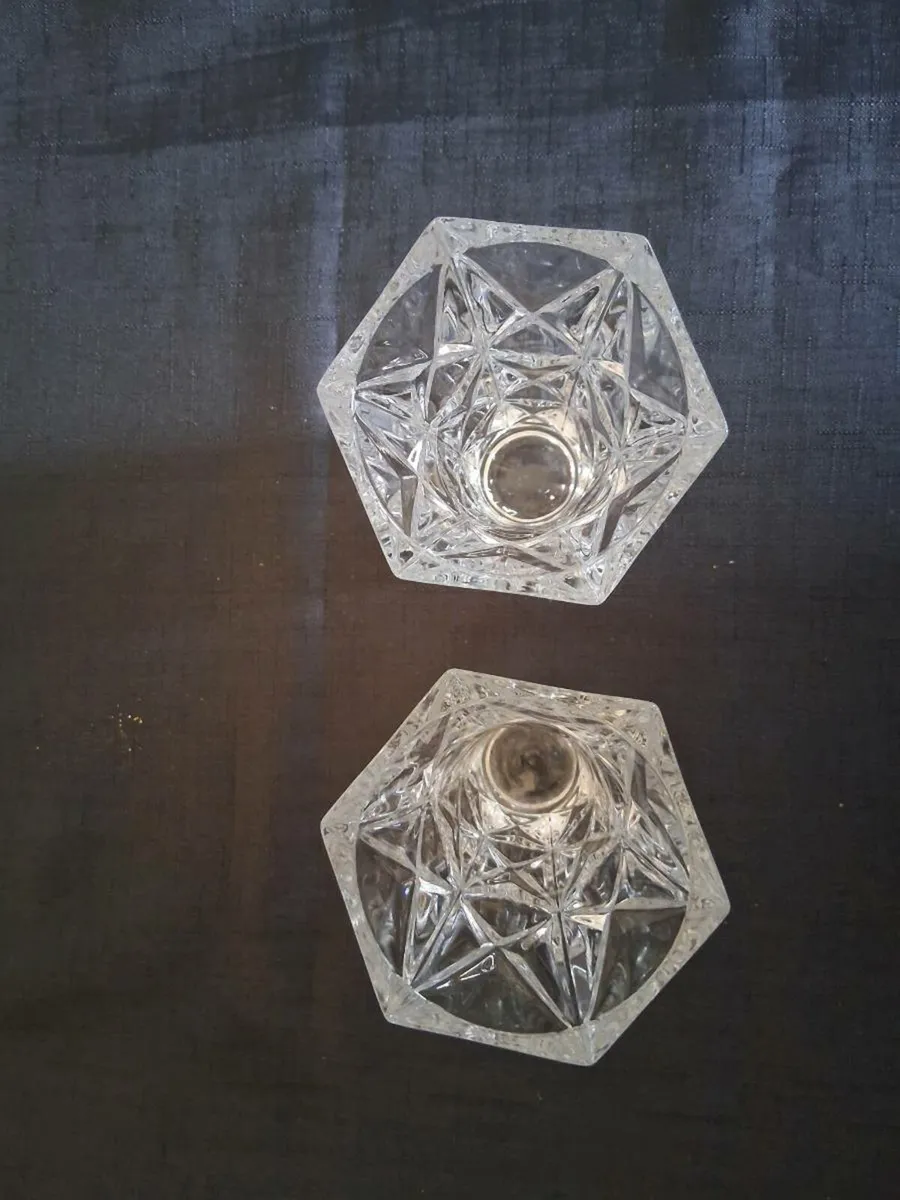2 Small Crystal Vases - Image 2