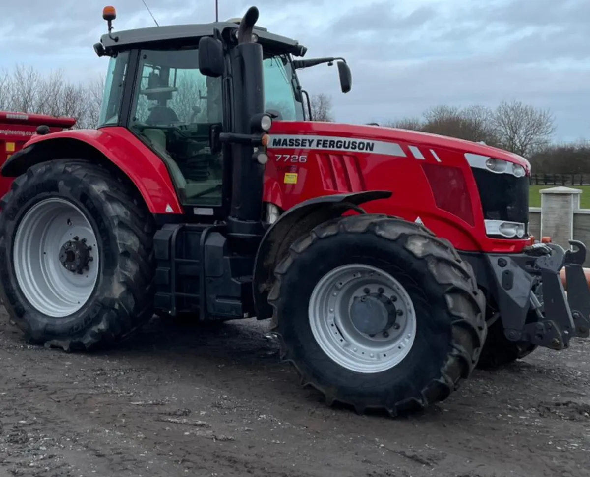 7726 massey FERGUSON tractor - Image 1