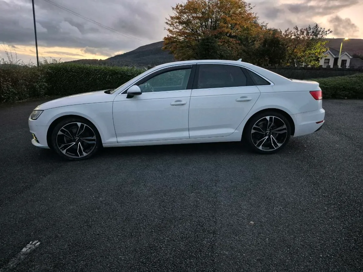 Audi A4 ultra Low Mileage - Image 4