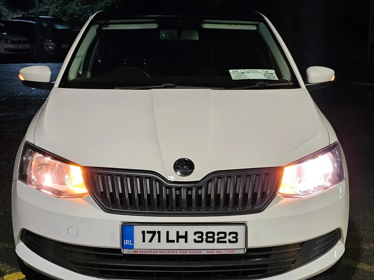 Skoda Fabia 2017 1.0L €7990 - Image 2