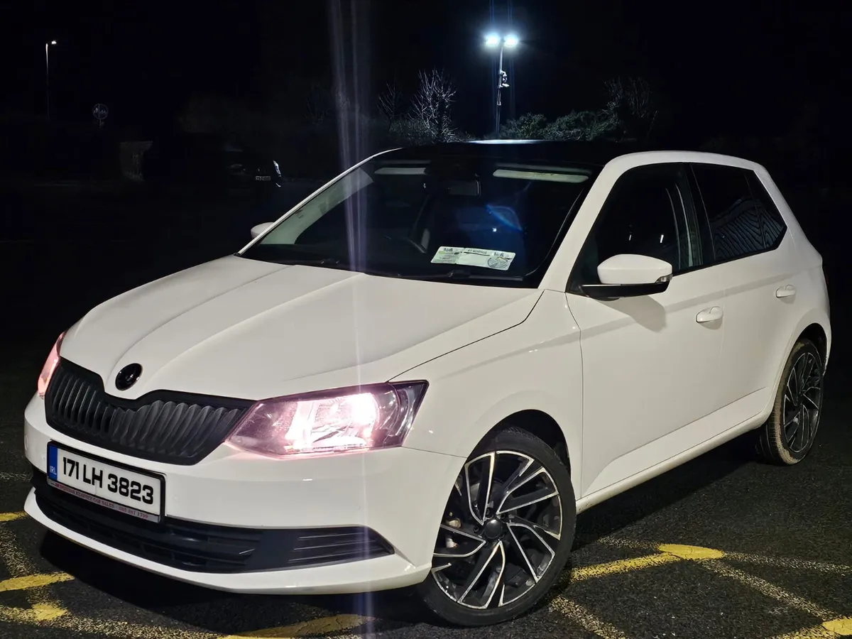 Skoda Fabia 2017 1.0L €7990 - Image 1