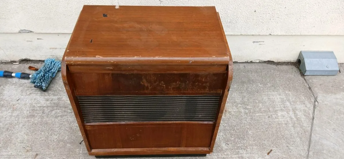 Radio and Radiogram - Image 4