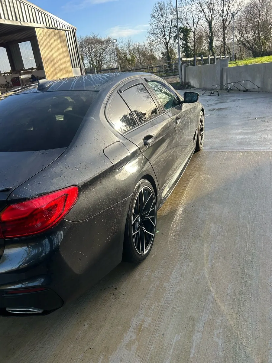 BMW 520 msport - Image 4