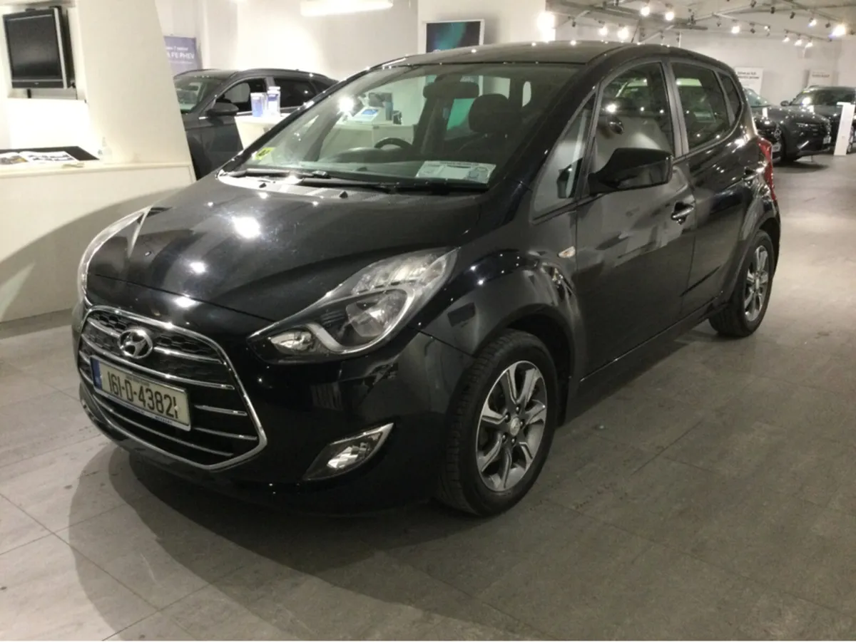 Hyundai ix20 DELUXE AUTOMATIC - Only 44,000 Km - N - Image 3