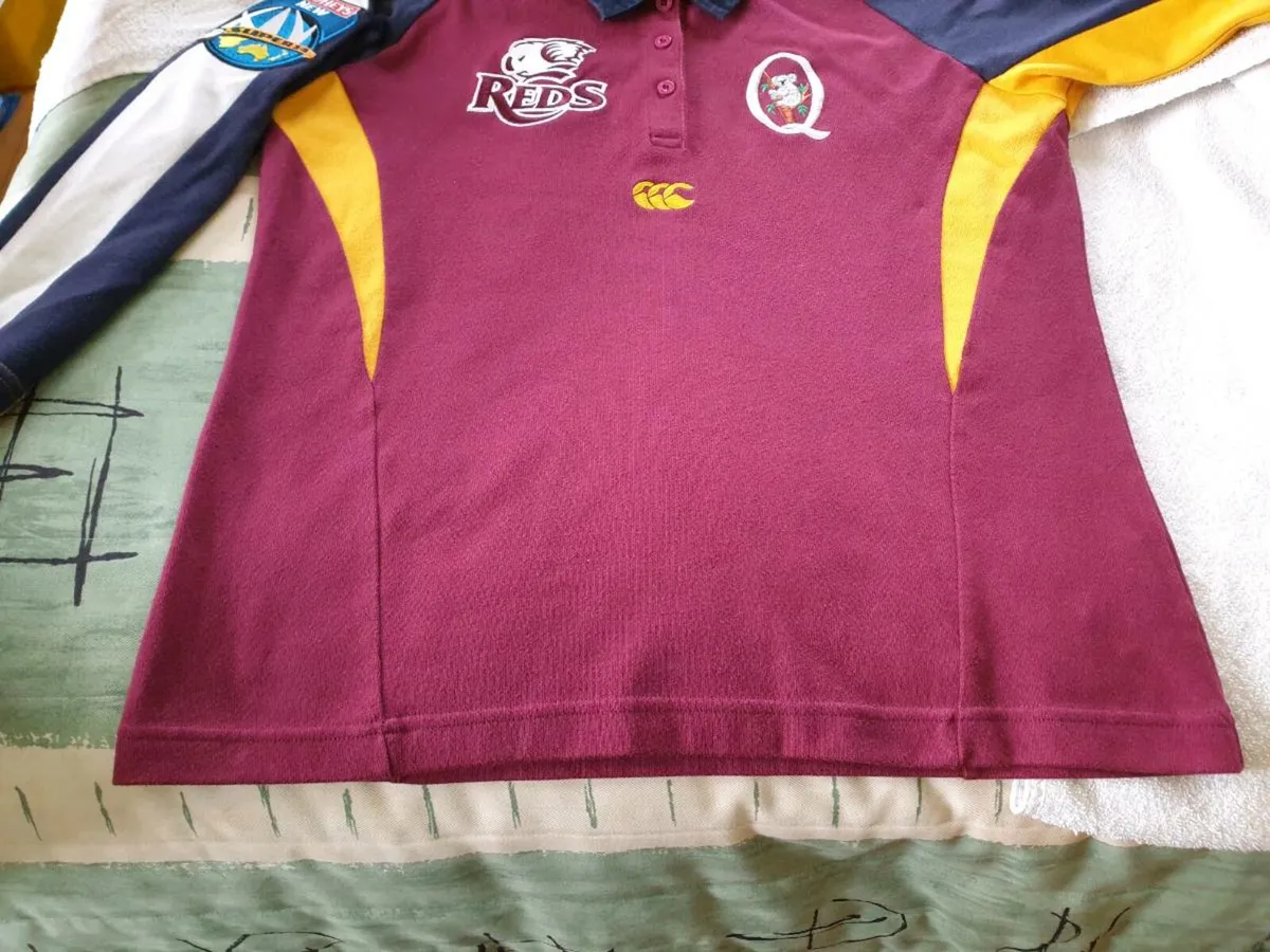 Queensland Reds Rugby Home Jersey 2004 to 2006 - Image 4