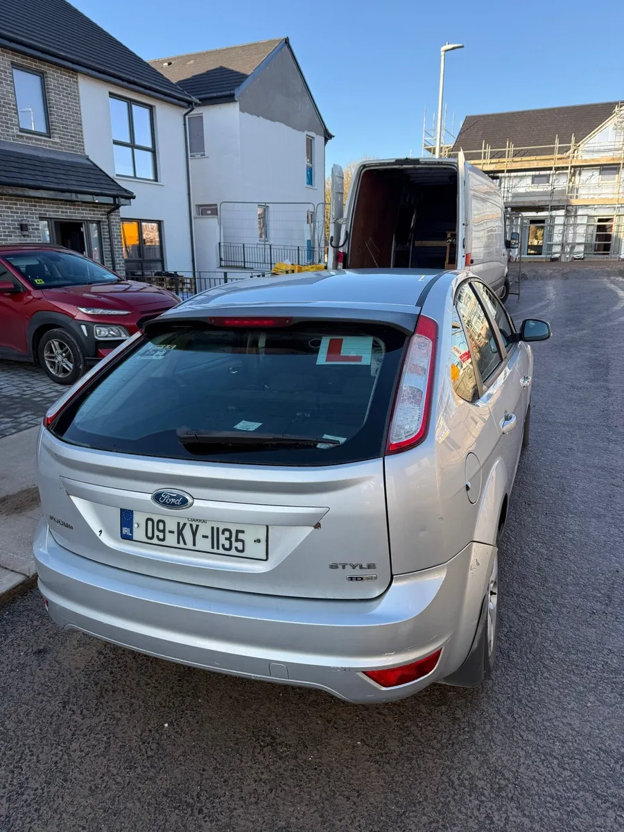 Ford Focus Automatic - Image 3