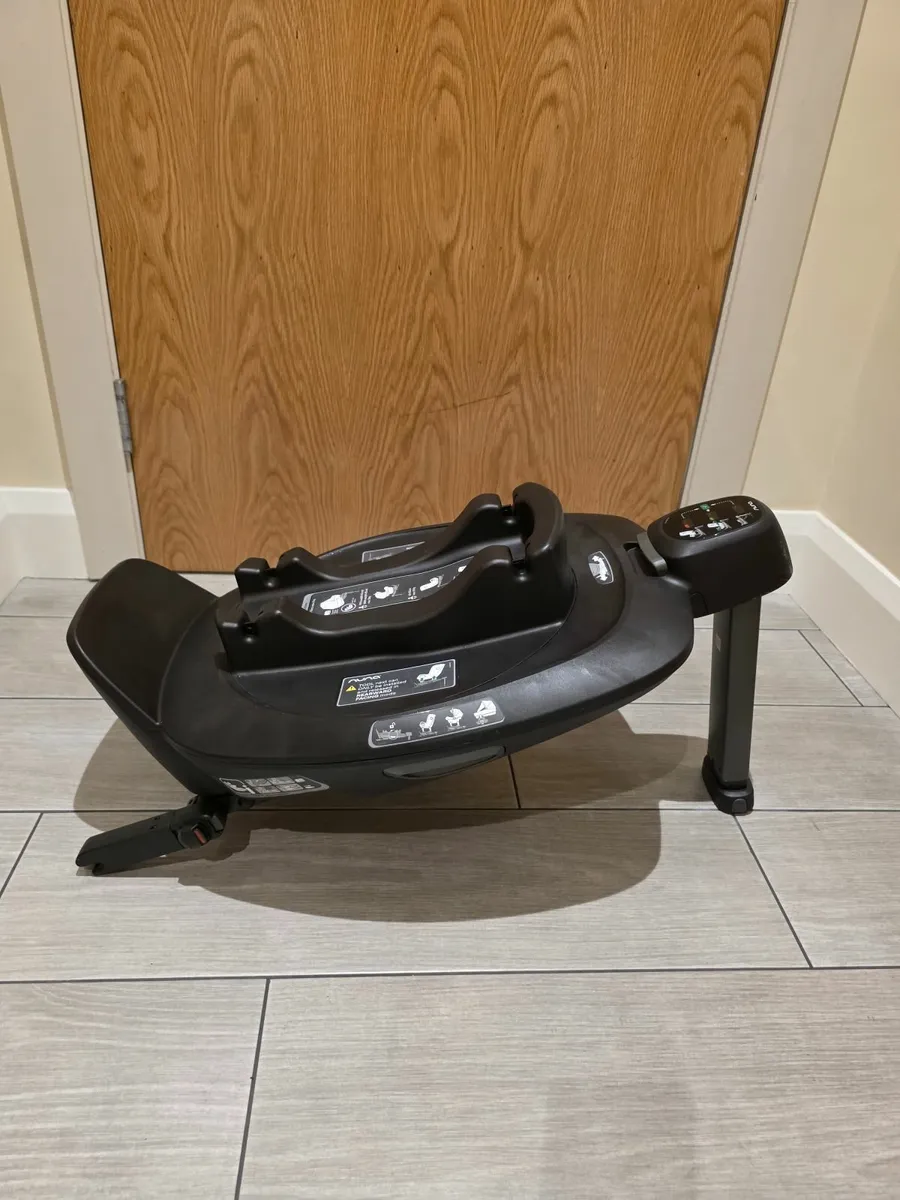 Nuna BASE next isofix Rotating base - Image 3