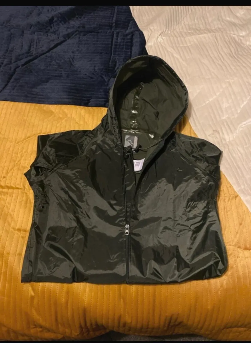 Regatta Waterproof Jacket - Image 1