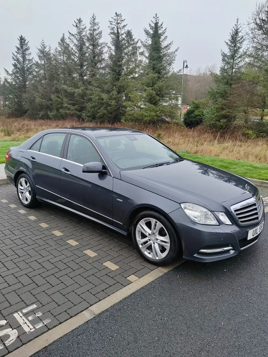 Mercedes-Benz E-Class 2012 - Image 1
