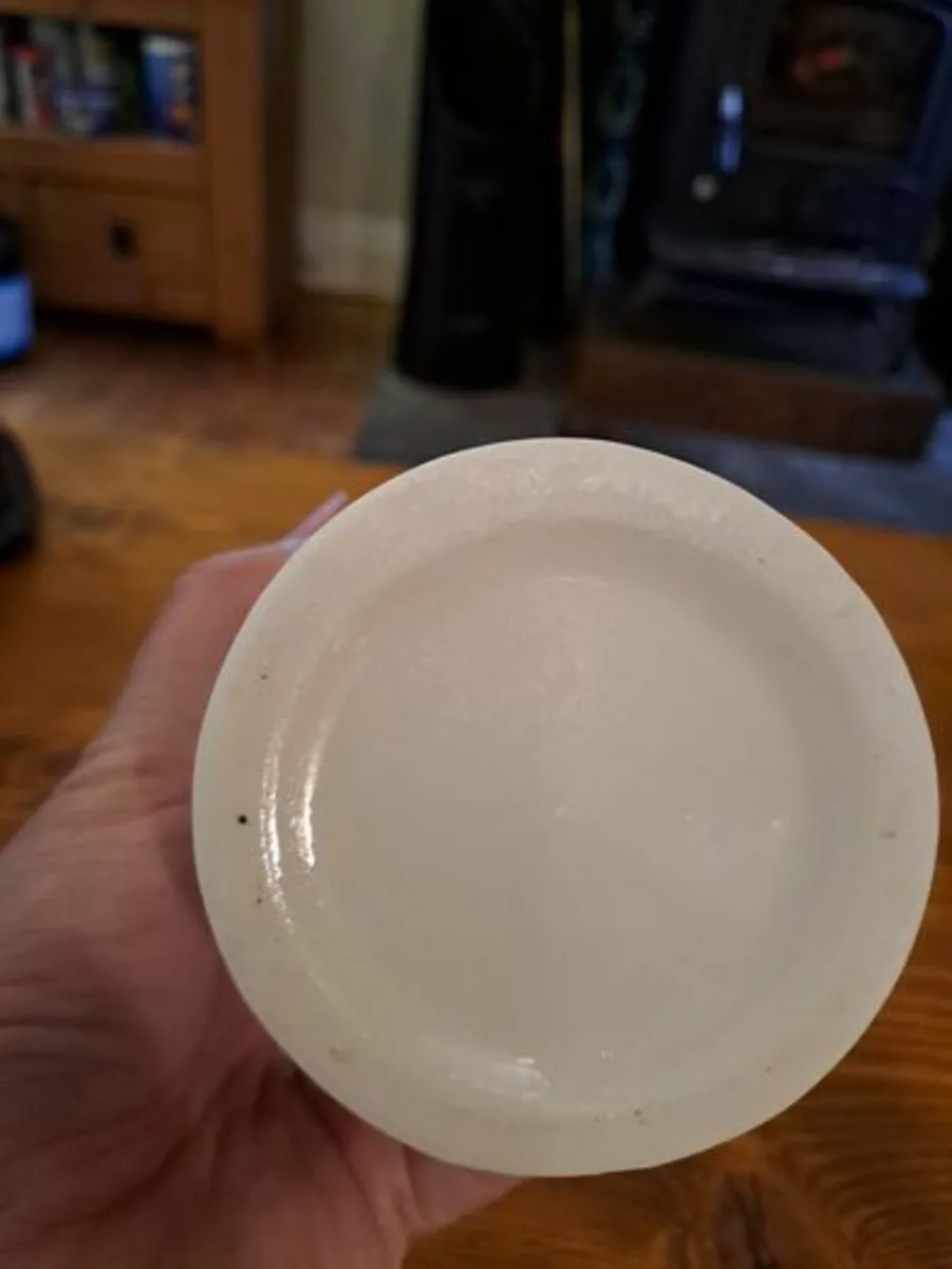 Ivory wedding vase - Image 3