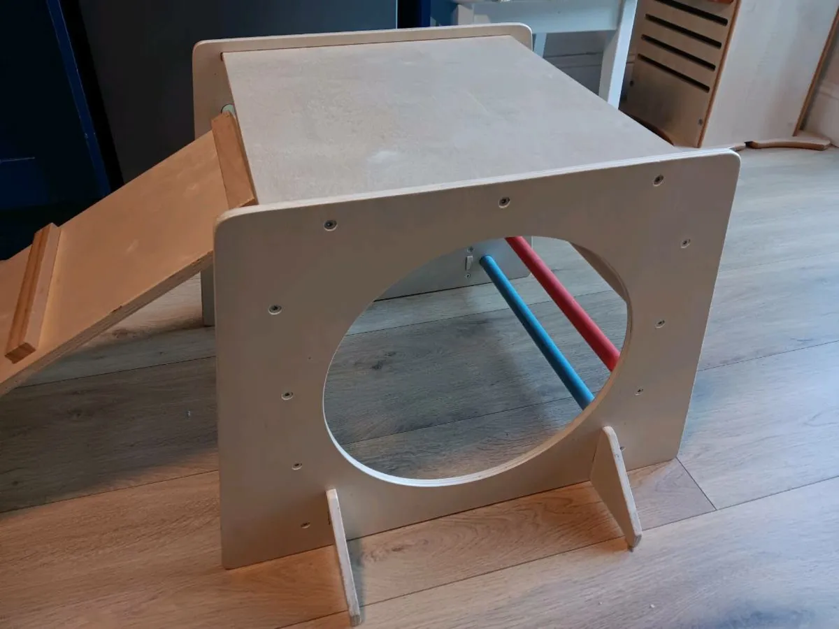 Climbing Cube - Image 2