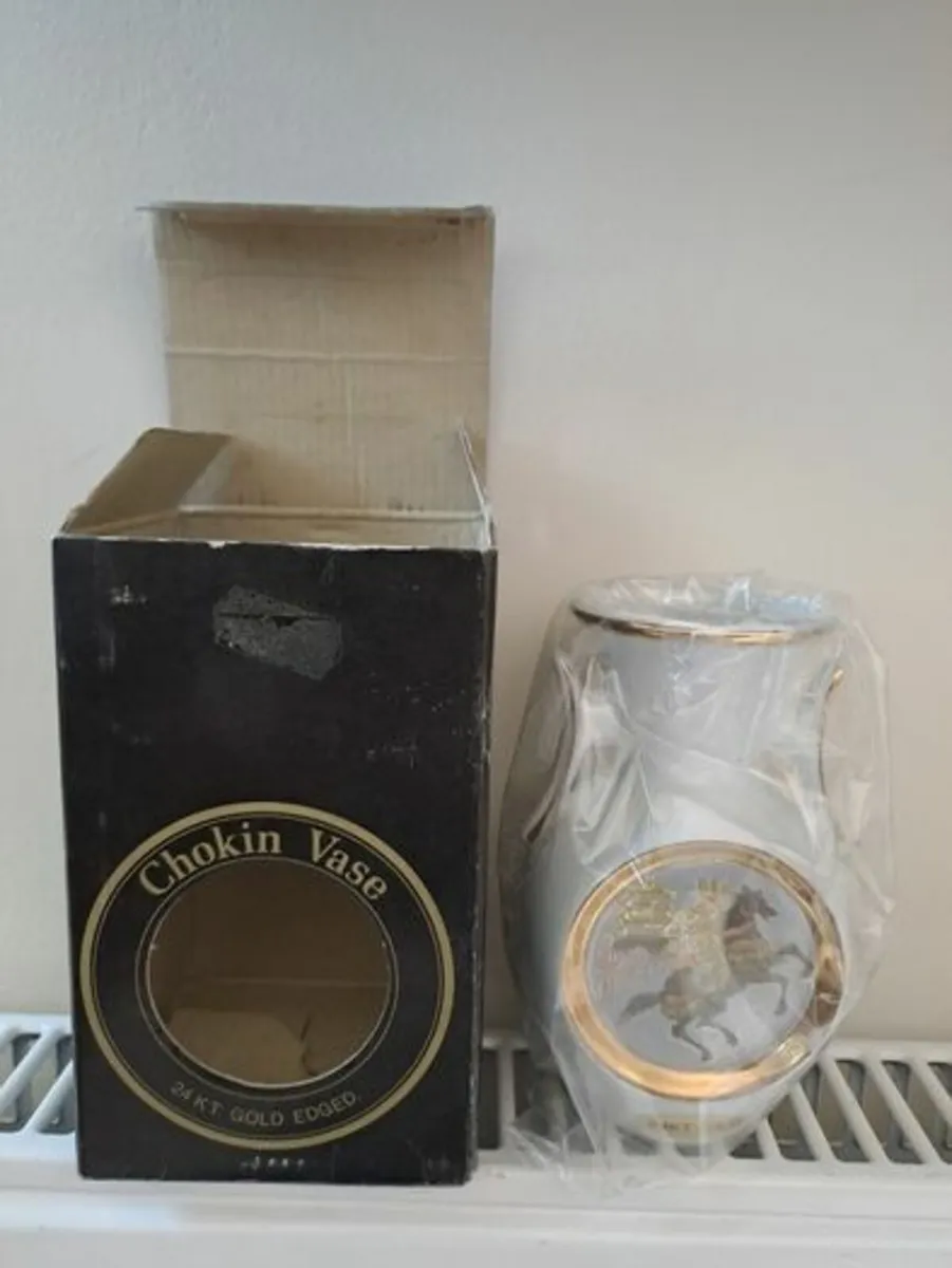 Chokin Vase 24 kt gold - Image 1