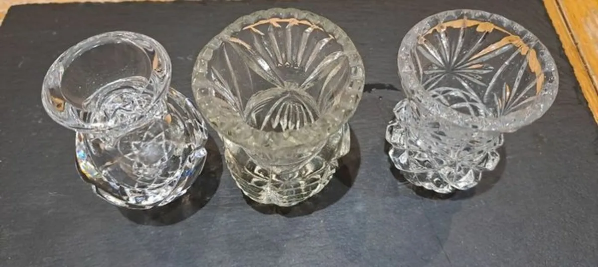 3 crystal vases small - Image 3