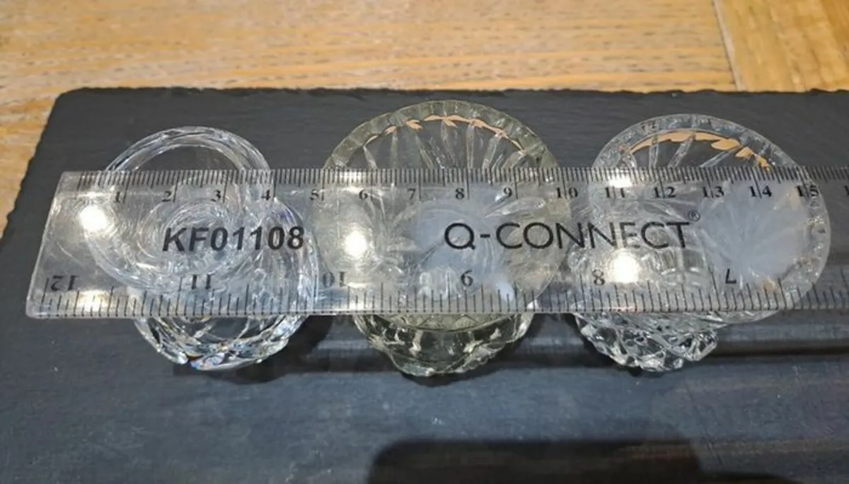 3 crystal vases small - Image 4