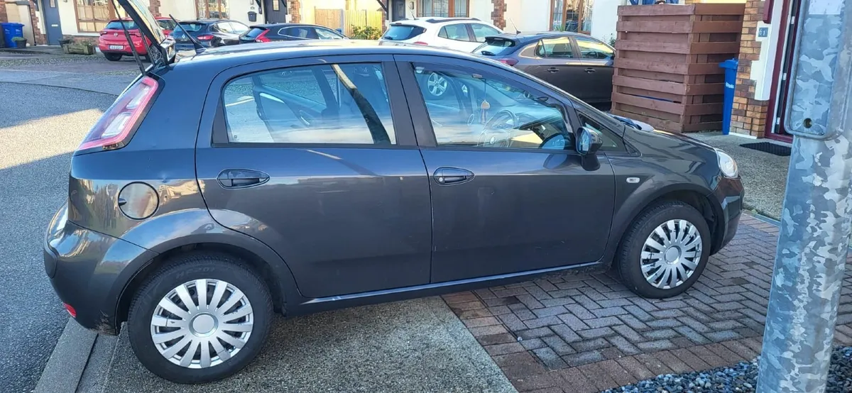 Fiat Punto 2011 - Image 4