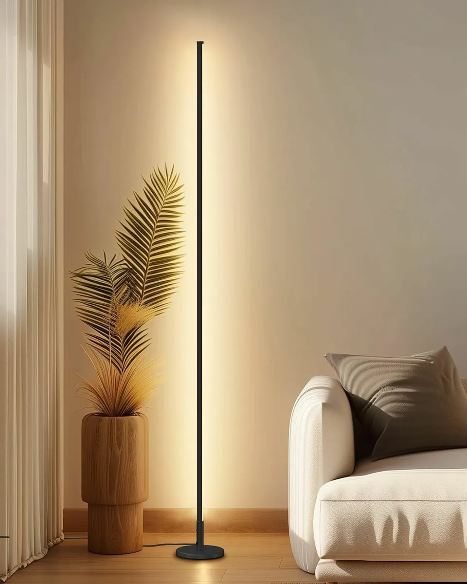 Minimalist Corner Floor Lamp - 2700K-6500K - Image 1