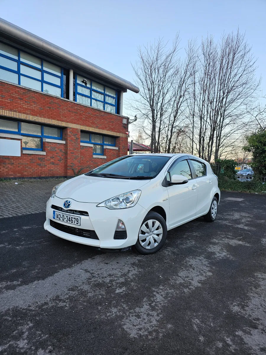 TOYOTA AQUA 2014 Automatic Hybrid - Image 1