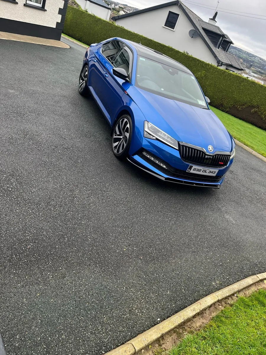 Skoda superb - Image 1