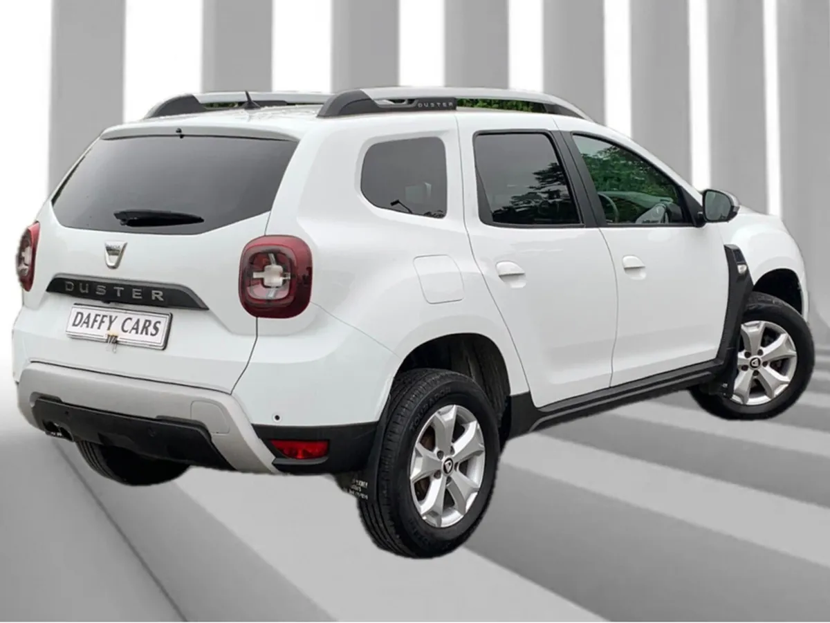Dacia Duster COMFORT BLUE DCI 115 MY 4DR - Image 3