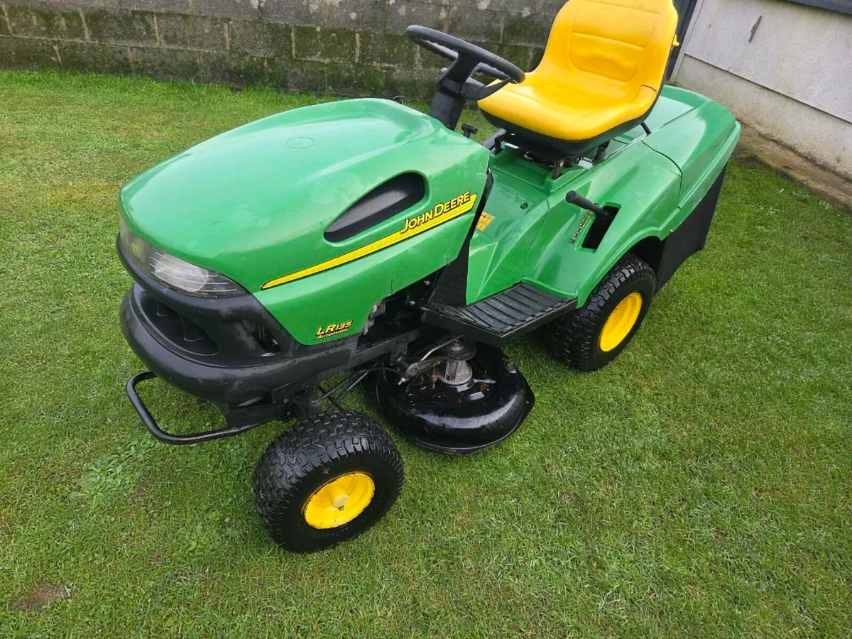 John deere - Image 1