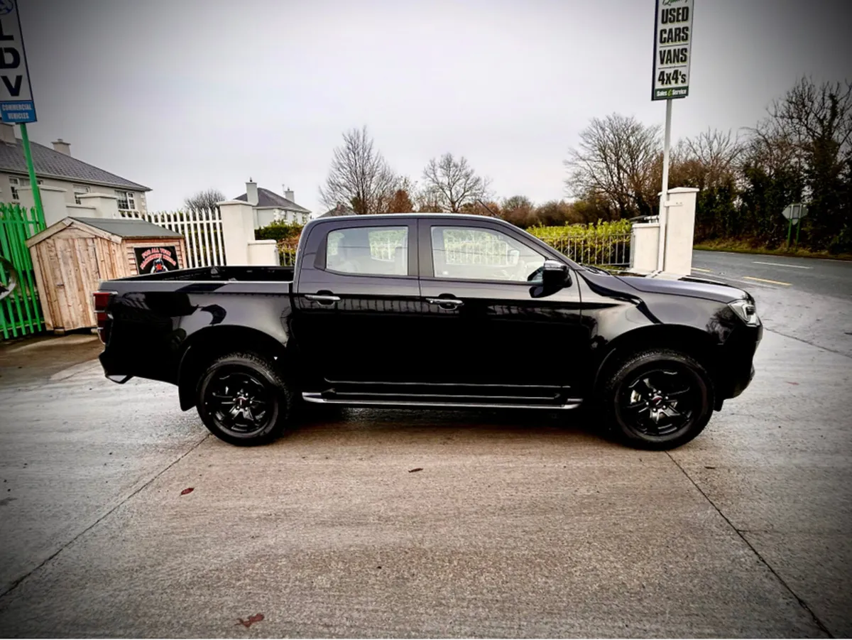 Isuzu D-Max ALL NEW ISUZU D MAX   AUTO LSE - Image 3