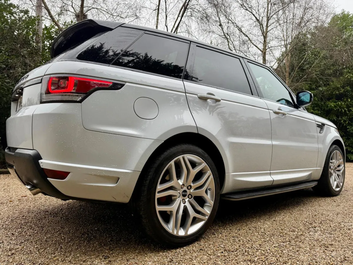 Land Rover Range Rover Sport •Sale Agreed• 3.0 SDV - Image 4